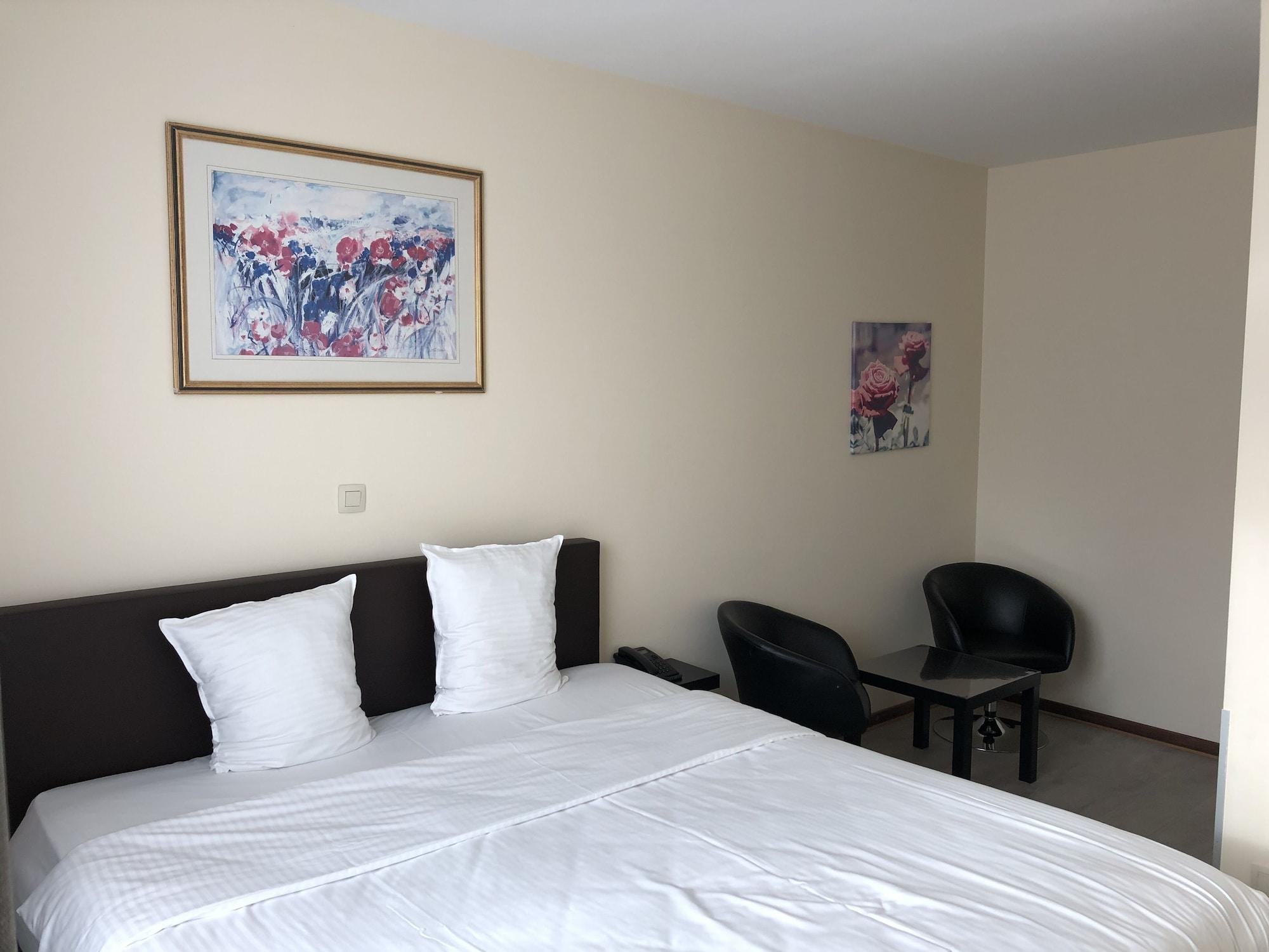 Slina Hotel Brussels Sint-Jans-Molenbeek Εξωτερικό φωτογραφία