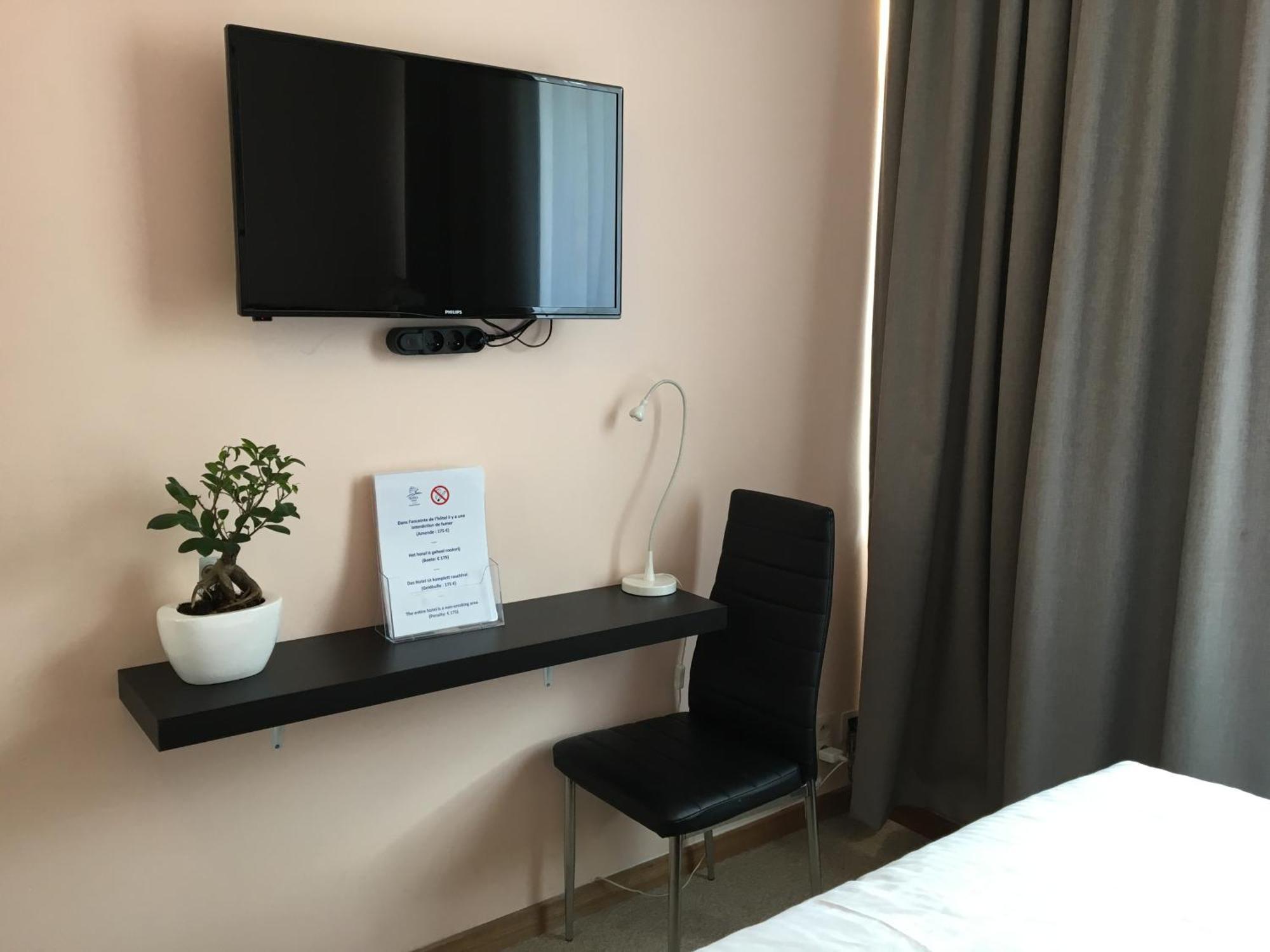 Slina Hotel Brussels Sint-Jans-Molenbeek Εξωτερικό φωτογραφία